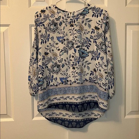 Fourteenth Place White Blue Floral Long Sleeve Blouse Cold Shoulder Size SP - Picture 1 of 7